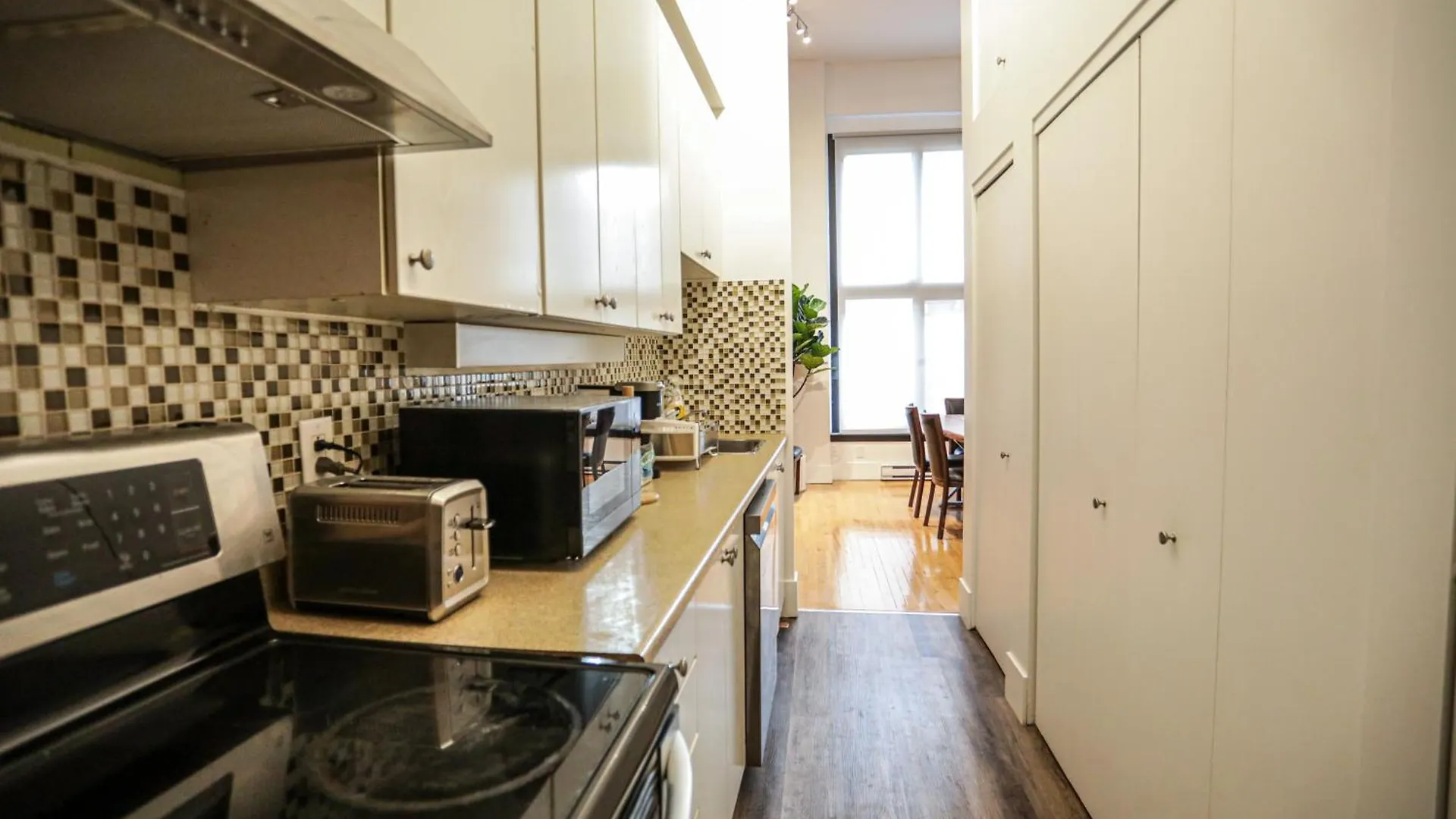 Elegant 1-Bedroom Apartment In Old Port- 301 Montréal 0*,