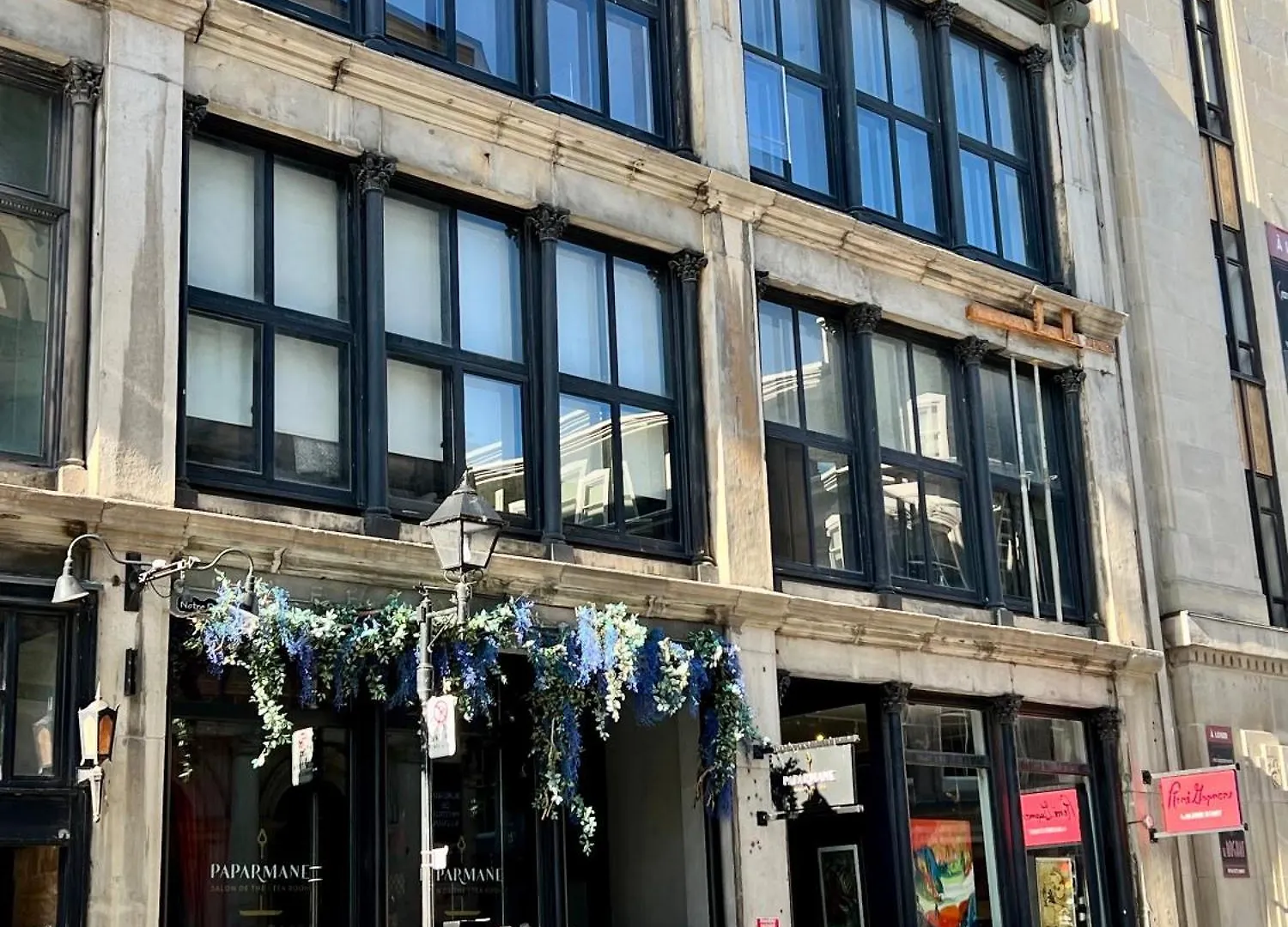 Elegant 1-Bedroom Apartment In Old Port- 301 Montréal 0*,  Canada